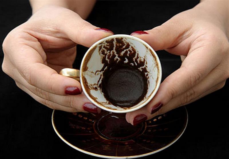 پاشماوەی قاوە، زیانی هەیە یان سوود؟