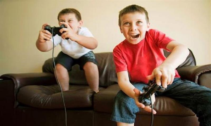 علماء يدحضون التاثير السلبي لألعاب الفيديو في القدرات المعرفية للأطفال الصغار