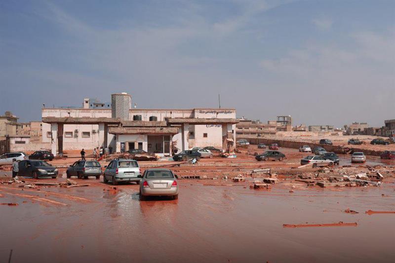 تفاقم الكارثة في درنة.. زيادة حصيلة الوفيات إلى 5300 بسبب فيضانات إعصار دانيال