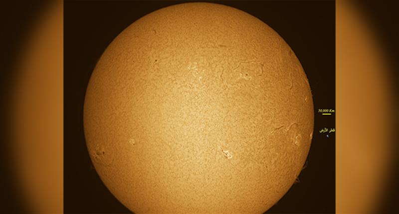 بالتزامن مع العاصفة الشمسية.. مرصد الختم الفلكي يصور بقع وألسنة اللهب على سطح الشمس

