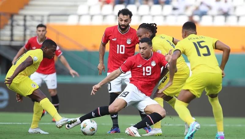 مصر تنجو من الخسارة أمام الموزمبيق في كأس أفريقيا
