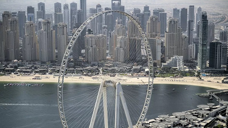 بالفيديو.. الإمارات تفتتح الشهر المقبل مشروعا ترفيهيا هو الأضخم في العالم بارتفاع 820 قدما 
