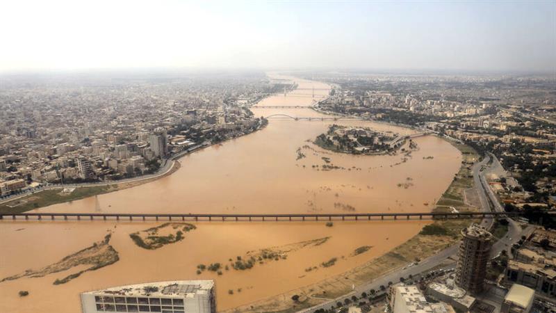 فيضانات تضرب مدينة مشهد الإيرانية.. 7 قتلى وعدد غير معروف من المفقودين
