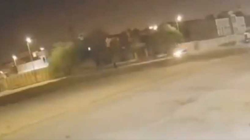 الشرطة السعودية تقبض على سائق دهس فتاتين ولاذ بالفرار (فيديو)
