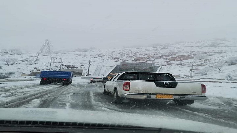 الثلوج تقطع الطرق وتوقف السير في كوردستان

