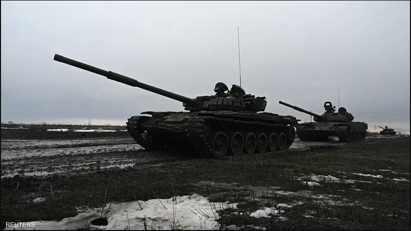 قصف قرية أوكرانية بالأسلحة الثقيلة.. ونداء عاجل لروسيا
