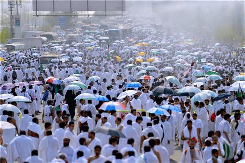 مركز الأرصاد السعودي ينقل الغيوم من منطقة الطائف بإتجاه المشاعر لتلطيف الأجواء خلال موسم الحج القادم
