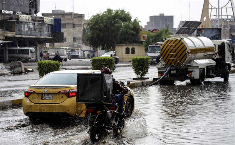 طقس العراق: موجة أمطار جديدة تضرب 10 محافظات بدءا من يوم غد 
