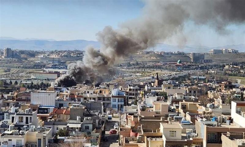 بالصور.. حريق كبير يلتهم بناية تضم مقهى و أسواقا وسط مدينة السليمانية 