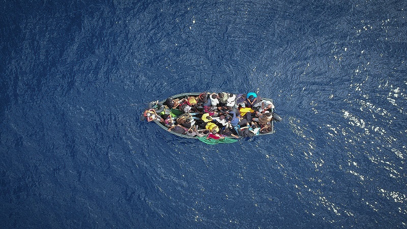 تفكيك شبكة لتهريب المهاجرين من تركيا إلى إيطاليا
