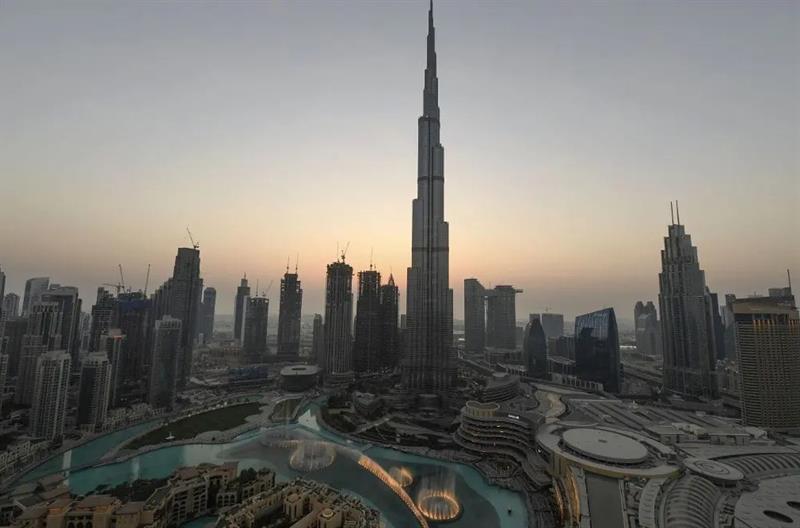 بعد حادثة حرق المصحف.. الامارات تستدعي القائم بالأعمال السويدي
