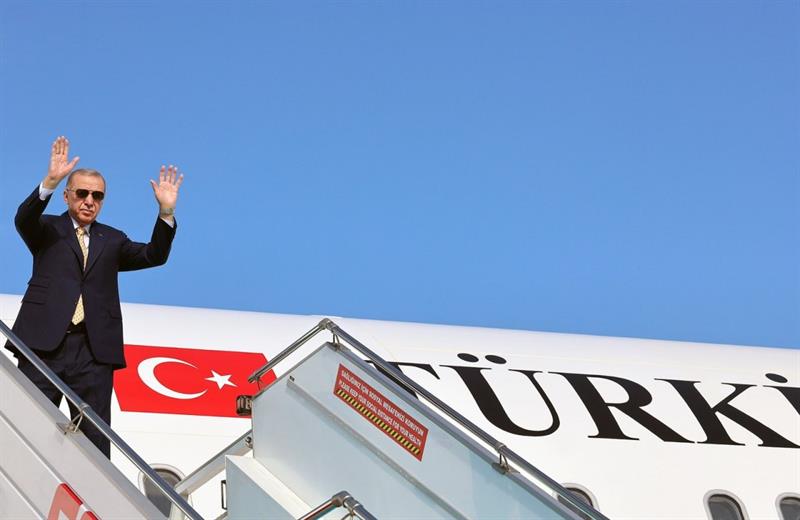 أردوغان يصل إلى بغداد في أول زيارة له للعراق منذ 13 عاما