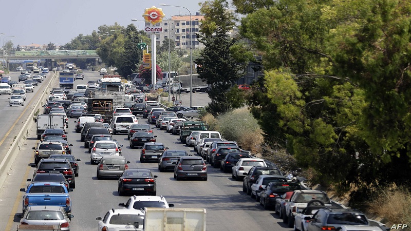 ازمة لبنان تتفاقم.. ارتفاع اسعار البنزين الى 66 في المئة

