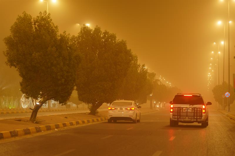العراق يستعد لأمطار وغبار متصاعد وارتفاع في درجات الحرارة