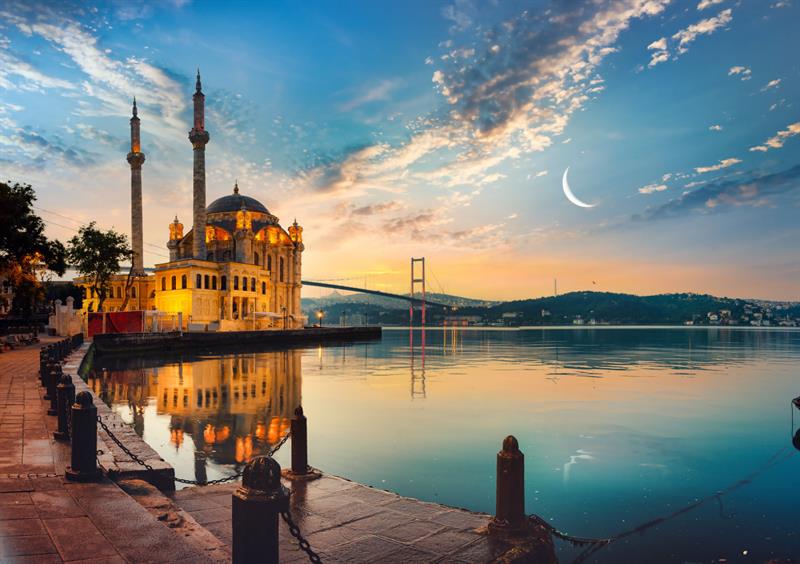 عدد السياح الأجانب يتجاوز مليونين في كانون الثاني بتركيا
