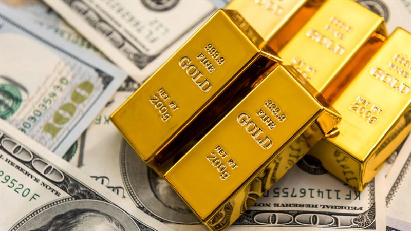 تراجع أسعار الذهب مع تخفيف التوترات الجيوسياسية وترقب البيانات الاقتصادية الأمريكية
