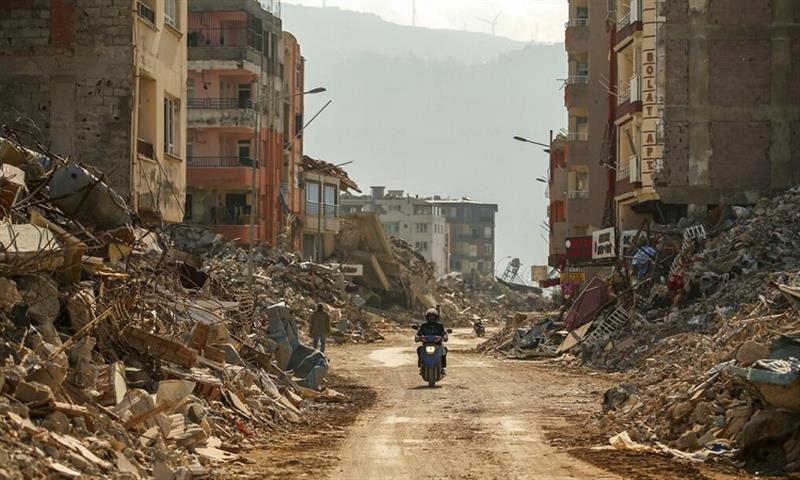 تحديد 520 ألف وحدة سكنية منهارة أو بحاجة إلى الهدم جراء الزلزال المدمر بتركيا