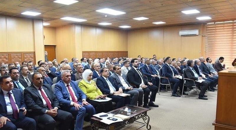 بتوجيه من رئيس الوزراء.. المركز الوطني للتطوير الإداري يطلق 5 دورات للمديرين العامين
