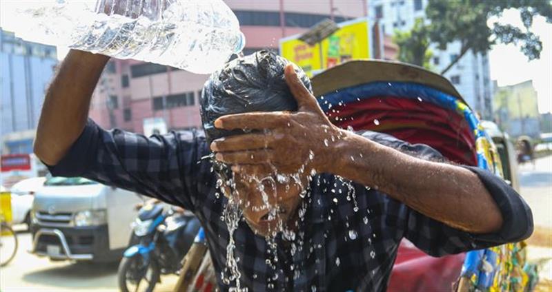 موجة حر في بنغلاديش تودي بحياة ما لا يقل عن 10 أشخاص
