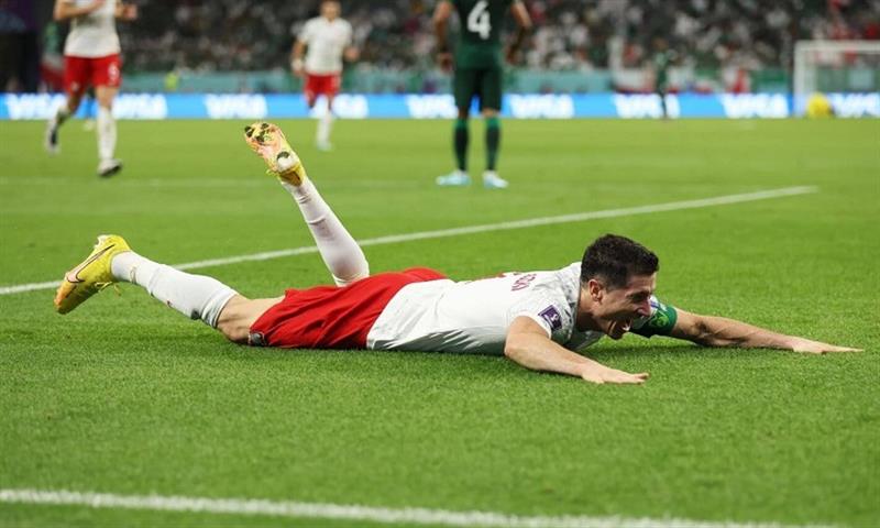 السعودية تخسر امام بولندا 