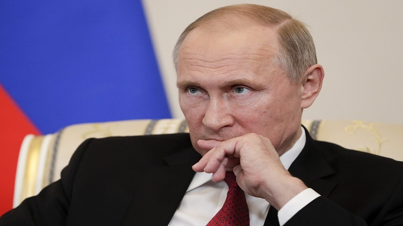 الكرملين: بوتين أمر بإيقاف الهجوم على أوكرانيا أمس

