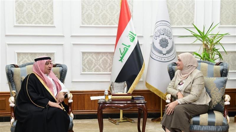 وزير المالية وصندوق النقد العربي يبحثان إصلاحات العراق في القطاع المصرفي 