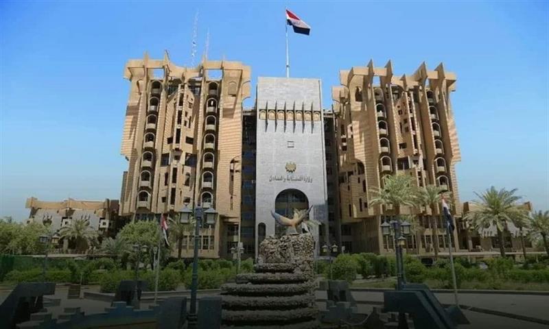 الصناعة: انتاج مقاطع ألمنيوم بجودة عالية وتصديرها لدول الجوار