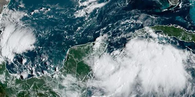 مركز الأعاصير الأميريكي: العاصفة المدارية إداليا تتجه نحو فلوريدا