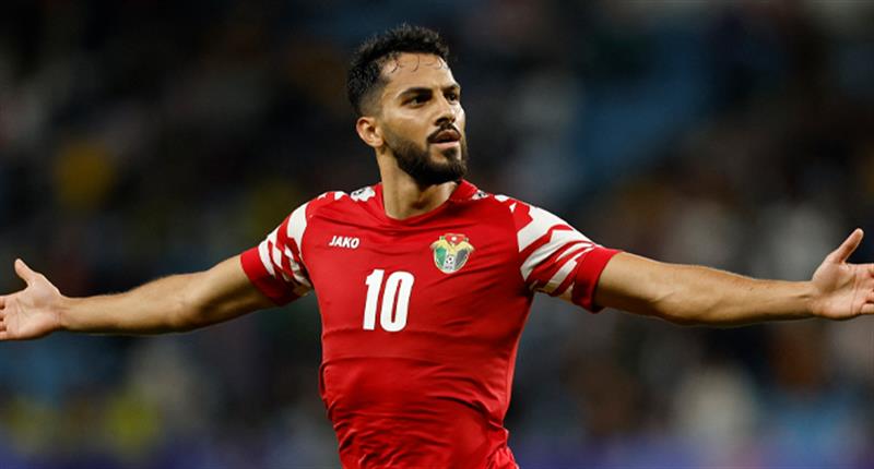 اللاعب الاردني موسى التعمري يعلق على رفعه العلم العراقي: 