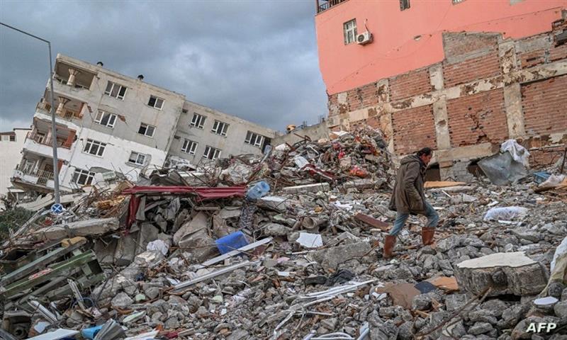 ارتفاع اعداد ضحايا زلزال تركيا