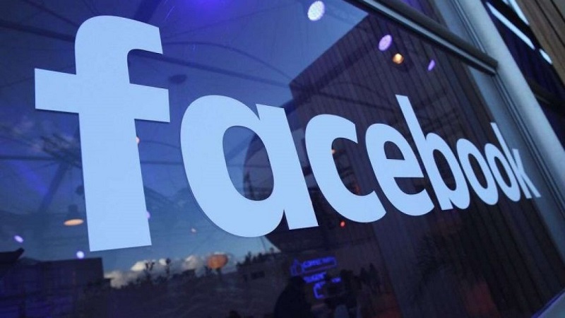 شركة 'فيسبوك' تصدر توضيحا يكشف سبب انهيار نظامها العالمي
