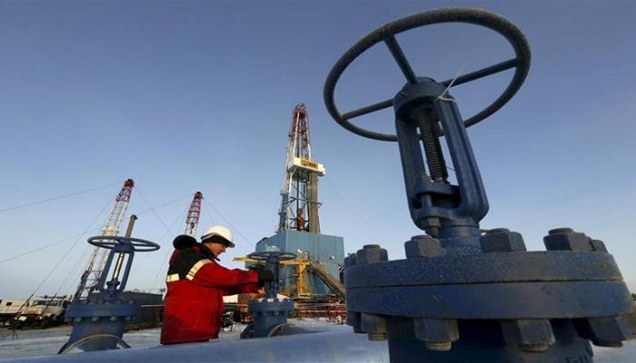 الكونغرس الأمريكي يبحث حظر استيراد النفط من روسيا
