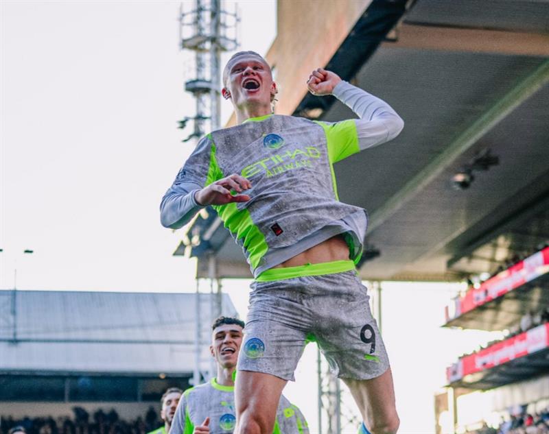 پریمەر لیگ... مان سیتی شکستی بە کریستاڵ پاڵاس هێنا و تۆتنهام و نیوکاسڵ دۆڕان و ئەستۆن ڤێلاش بردیەوە