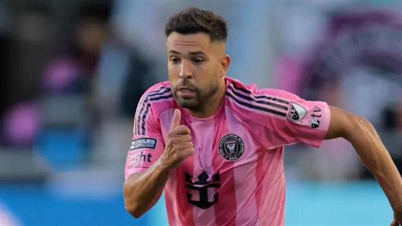 جۆردی ئەلبا: مێسی بێ هاوتایە