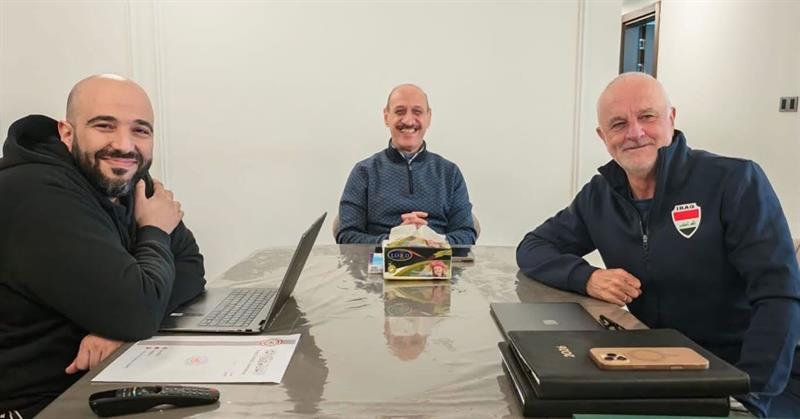 عەدنان دەرجال کۆبونەوەی لەگەڵ راهێنەری عێراق ئەنجامداوە
