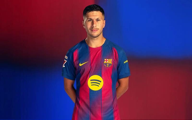 یانەیەکی گەورە بەرداخچی دەوێت