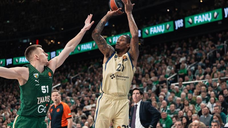 باسکەی ئەوروپا.. بەرشەلۆنە بە زالگرێس دۆڕا