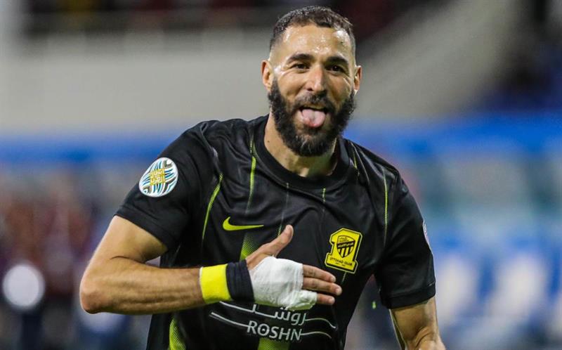 بێنزیمە داهاتووی خۆی لەگەڵ ئیتیحاد یەکلایکردەوە