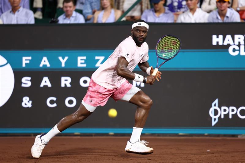 جامی هیوستۆن.. تیافۆ و تۆمی پاول گەیشتنە قۆناغی پێش کۆتایی

