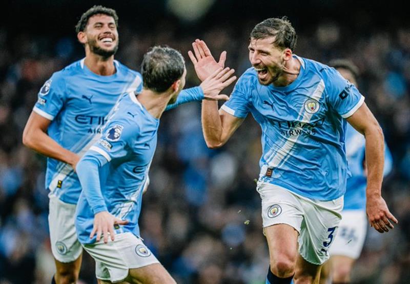 خولی ئینگلتەرا.. مان سیتی بە بردنەوە لە سەندەرلاند لە پێشەنگ نزیکبووەوە 