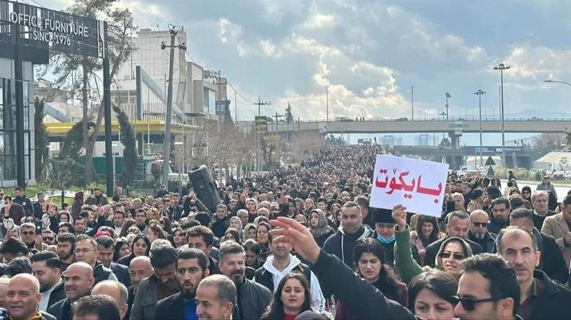 بەهۆى دواکەوتنى موچە بایکۆتى دەوام لەلایەن فەرمانبەران و مامۆستایانەوە فراوانتر بوو

