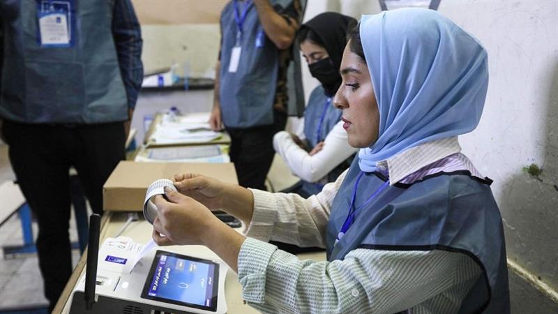 سبەی تیروپشک بۆ هەڵبژاردنی کارمەندانی بنکەکانی دەنگدان دەکرێت 