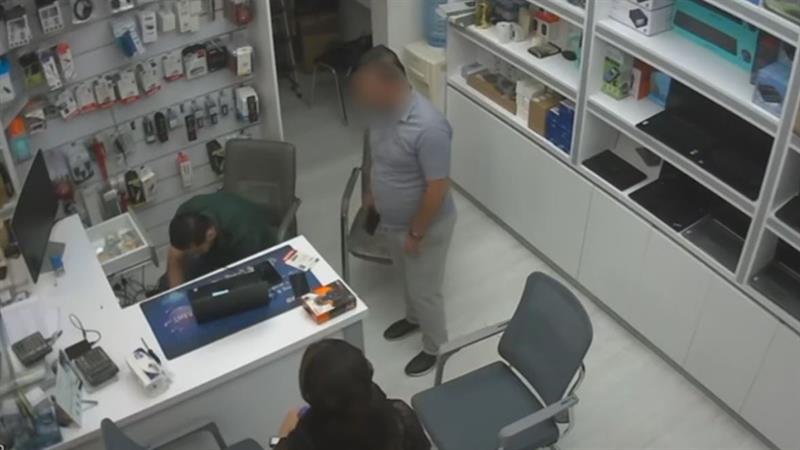 پۆلیسی سلێمانی: دوو کەس بە تۆمەتی دزینی دوو هەزار دۆلار دەستگیرکران

