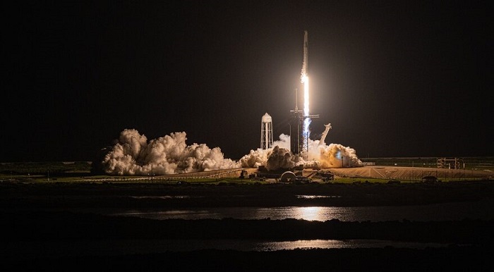 بەڤیدیۆ..SpaceX مەکۆکێکى نوێ ئاراستەى بۆشایى ئاسمان کرد

