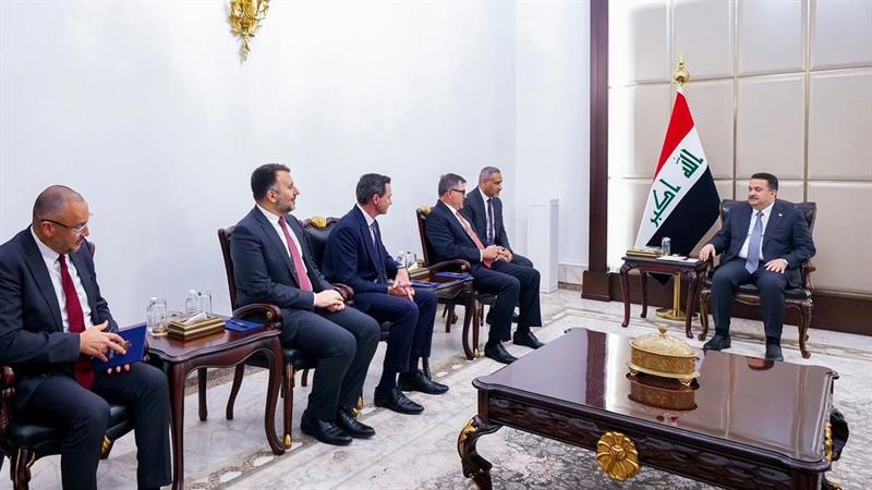عێراق بۆ گەشەپێدانی کێڵگە نەوتییەکانی گرێبەست لەگەڵ کۆمپانیایەکی ئەمریکی دەکات