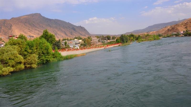 ئەو ئاوەی لە دوکانەوە دەگاتە هاوڵاتیان شیاوی خواردنەوە نییە