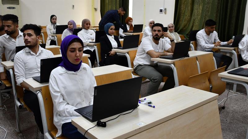 خوێندنی باڵای عێراق: کرێی خوێندنی زانکۆ حکومییەکان کەم کرایەوە

