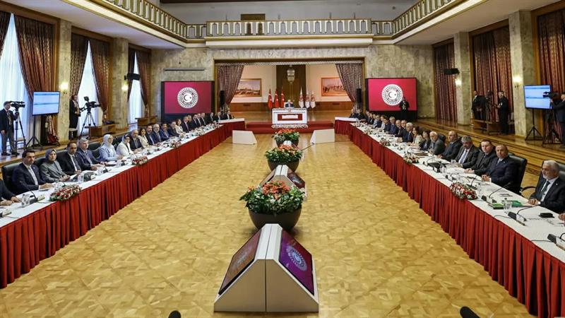 کۆمسیۆنی پاڵپشتی نشتمانی تورکیا سەبارەت بە ناردنی شاند بۆ ئیمراڵی کۆدەبنەوە


