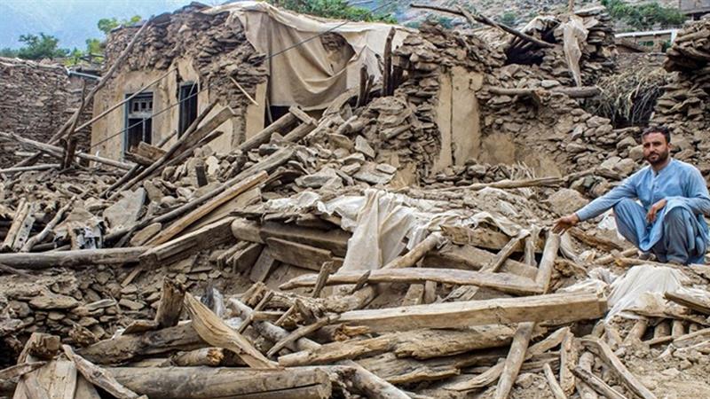 بومەلەرزەیەک ئەفغانستانی هەژاند؛ زیاتر لە ٣٠٠ کەس برینداربوون

