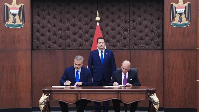 عێراق و تورکیا رێککەوتنێکی تایبەتییان لەسەر پرسی ئاو واژۆکرد